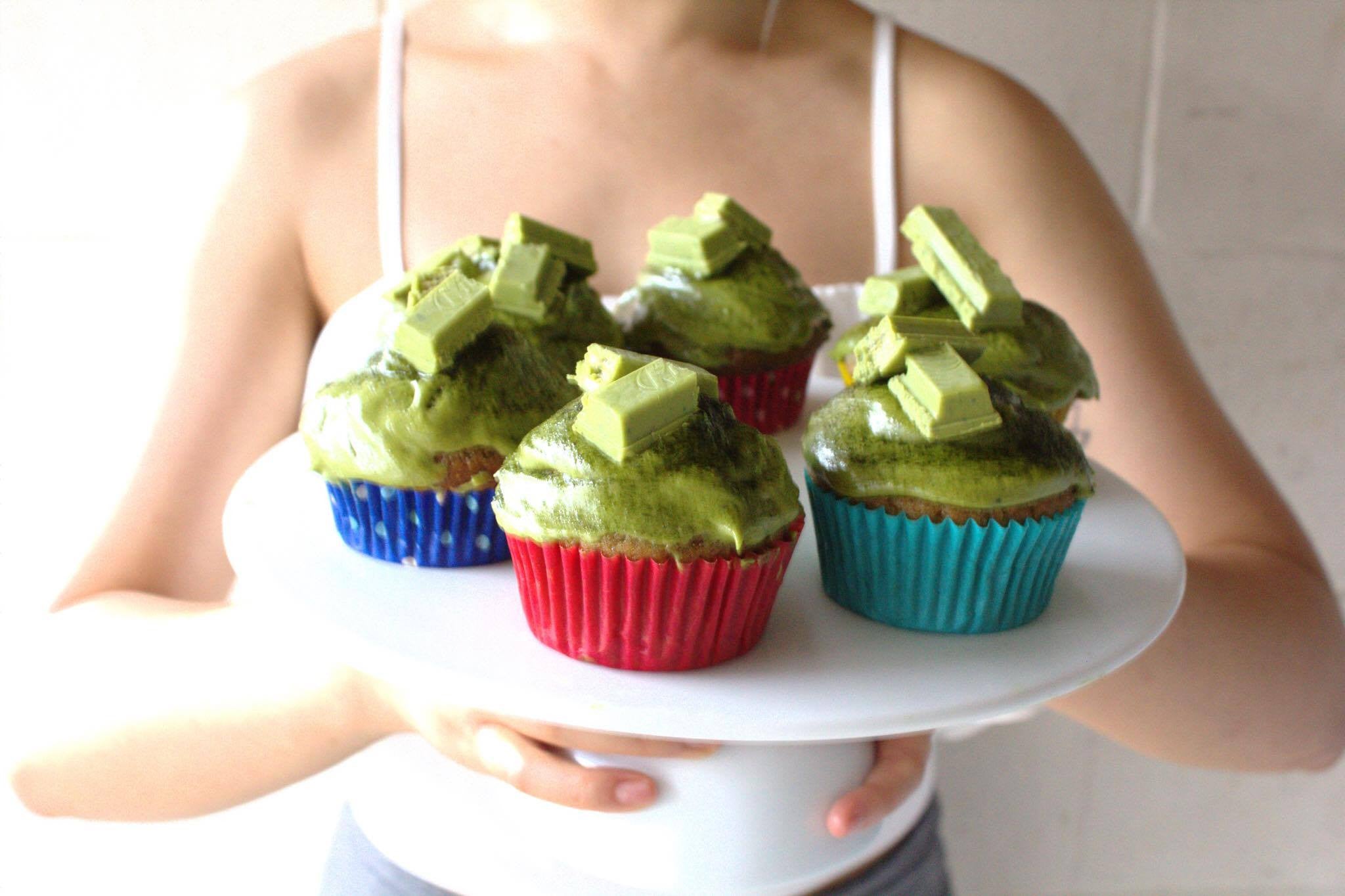 Thea's Vegan Matcha Banana Muffins (w/ Chia & Oats)