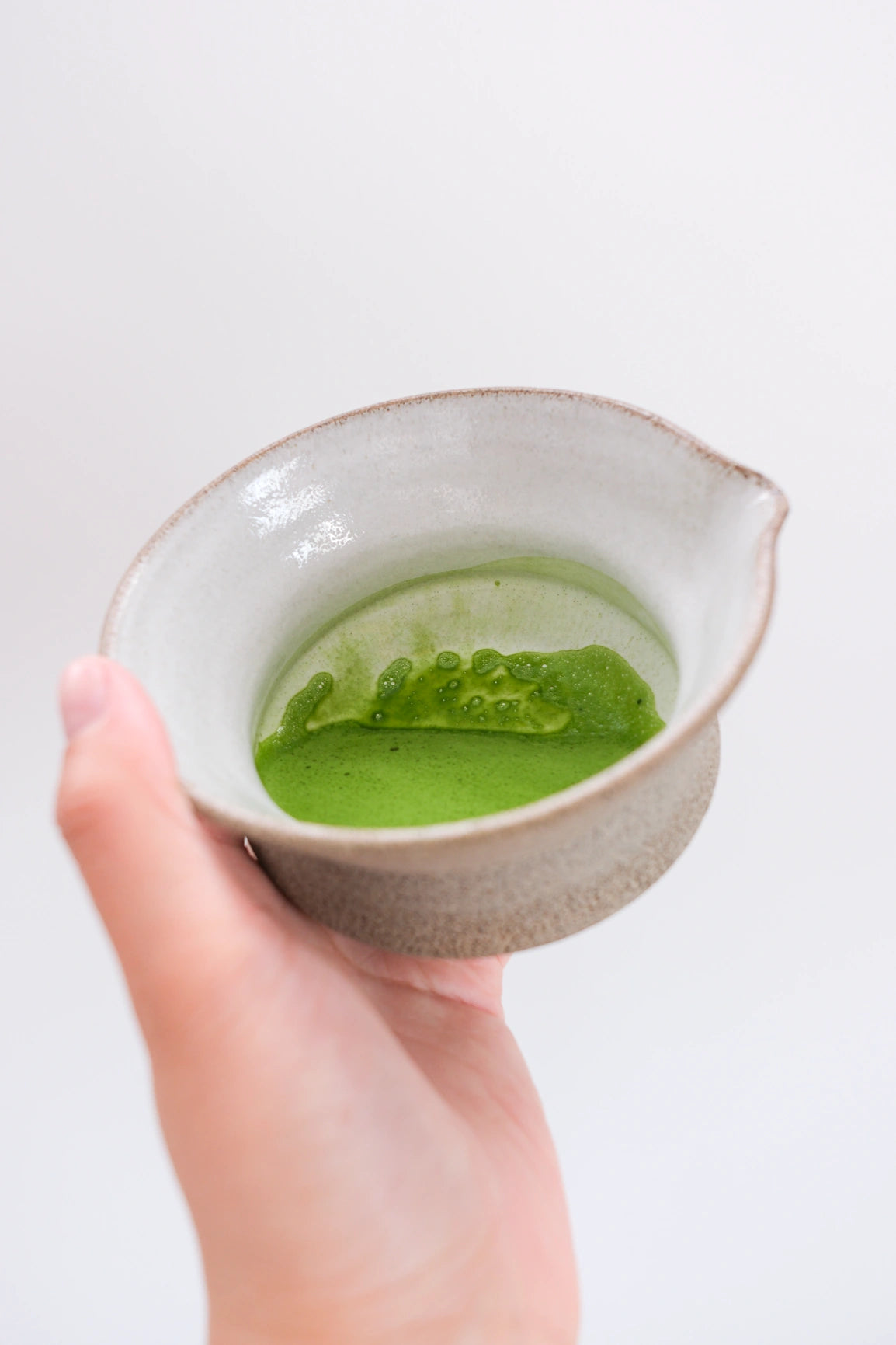 Matcha Chawan bowl Thea Studio Foon brown unglazed with matcha